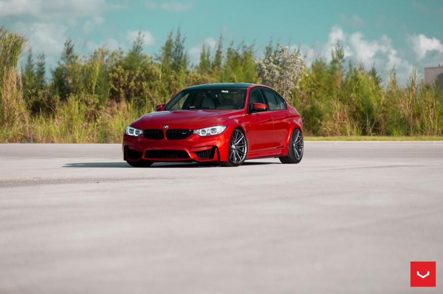  BMW M3 Sedan on Vossen Wheels (VFS4) 2017 года  (фото 45 из 53)